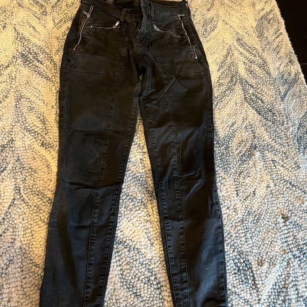 J brand black cargo skinny jeans 25